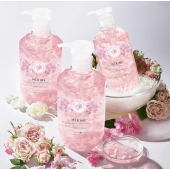 Cherry Blossom Petal Niacinamide Body Wash is a moisturising and long-lasting fragrance.